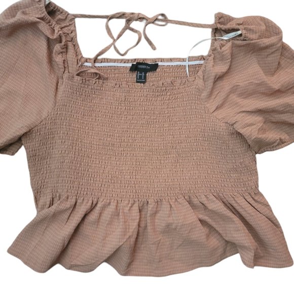 Forever 21 Ruffled Crop Top size 3x (NWOT) - Picture 7 of 8